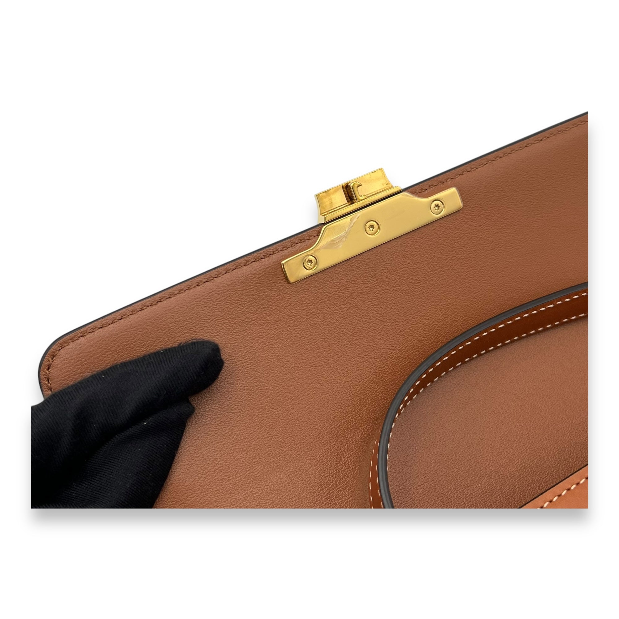 Triomphe Shoulder Bag Brown in Calfskin, Gold hardware