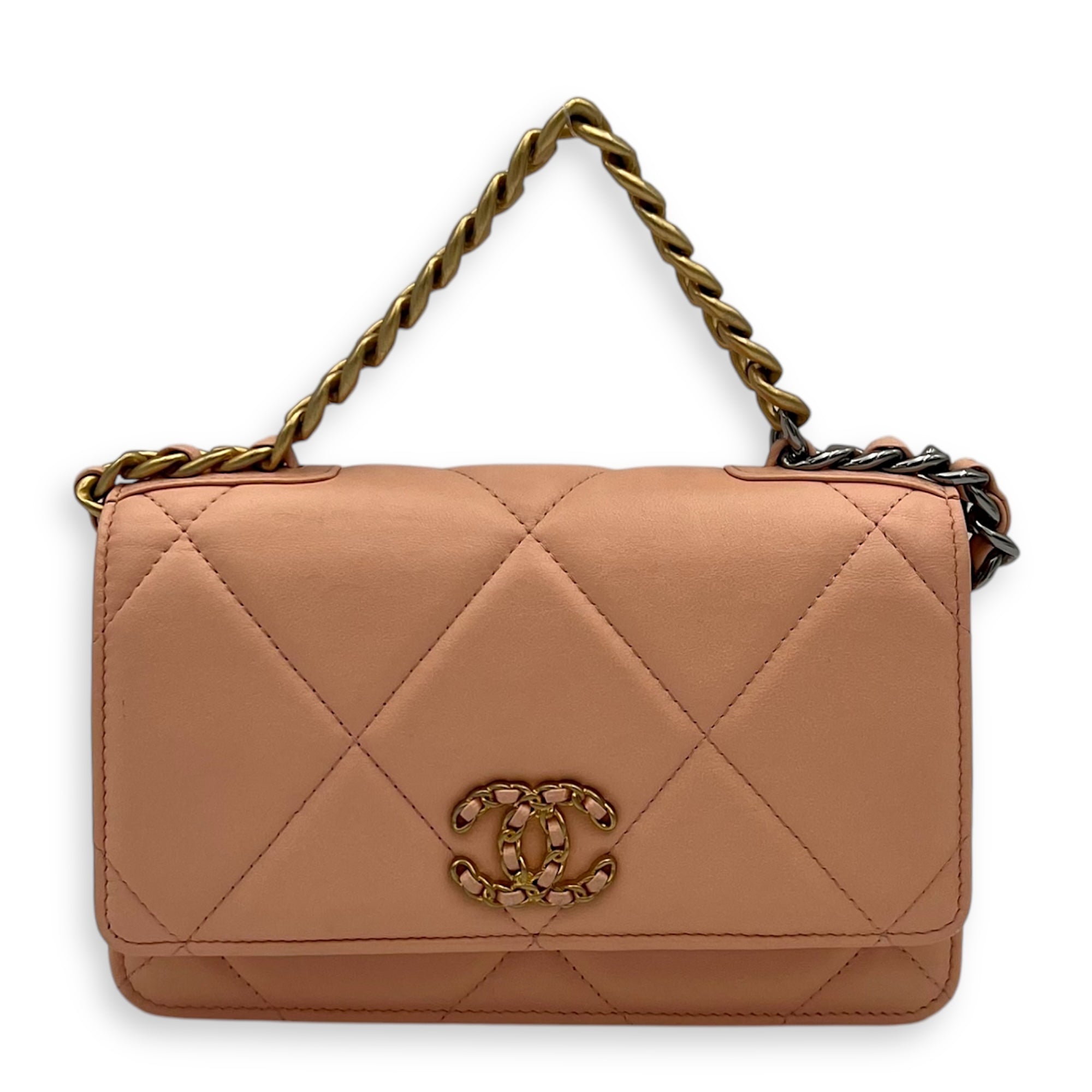 C19 Wallet On Chain Peach in Lambskin, Mixed hardware