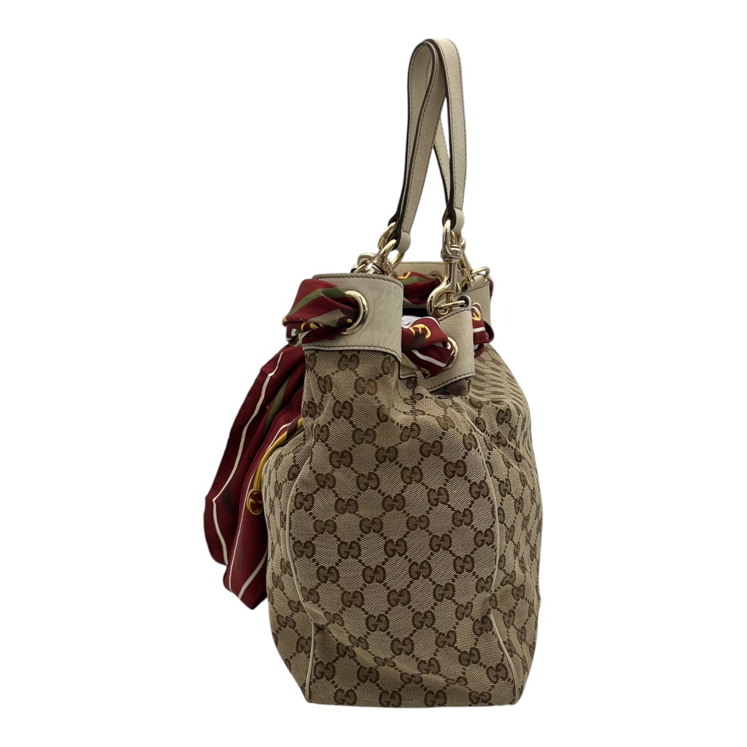 GG Shoulder Bag Brown in Canvas, Gold hardware