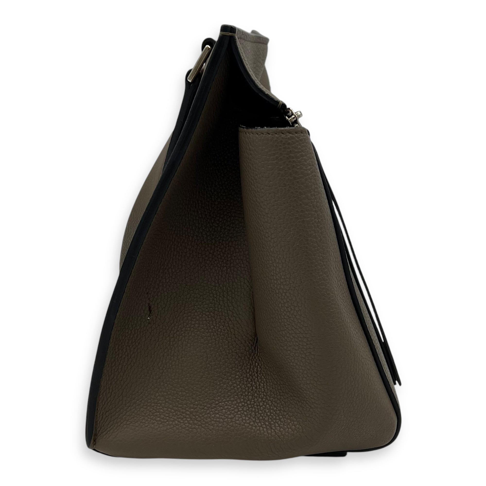 Edge Shoulder Bag Grey in Calfskin, Silver hardware