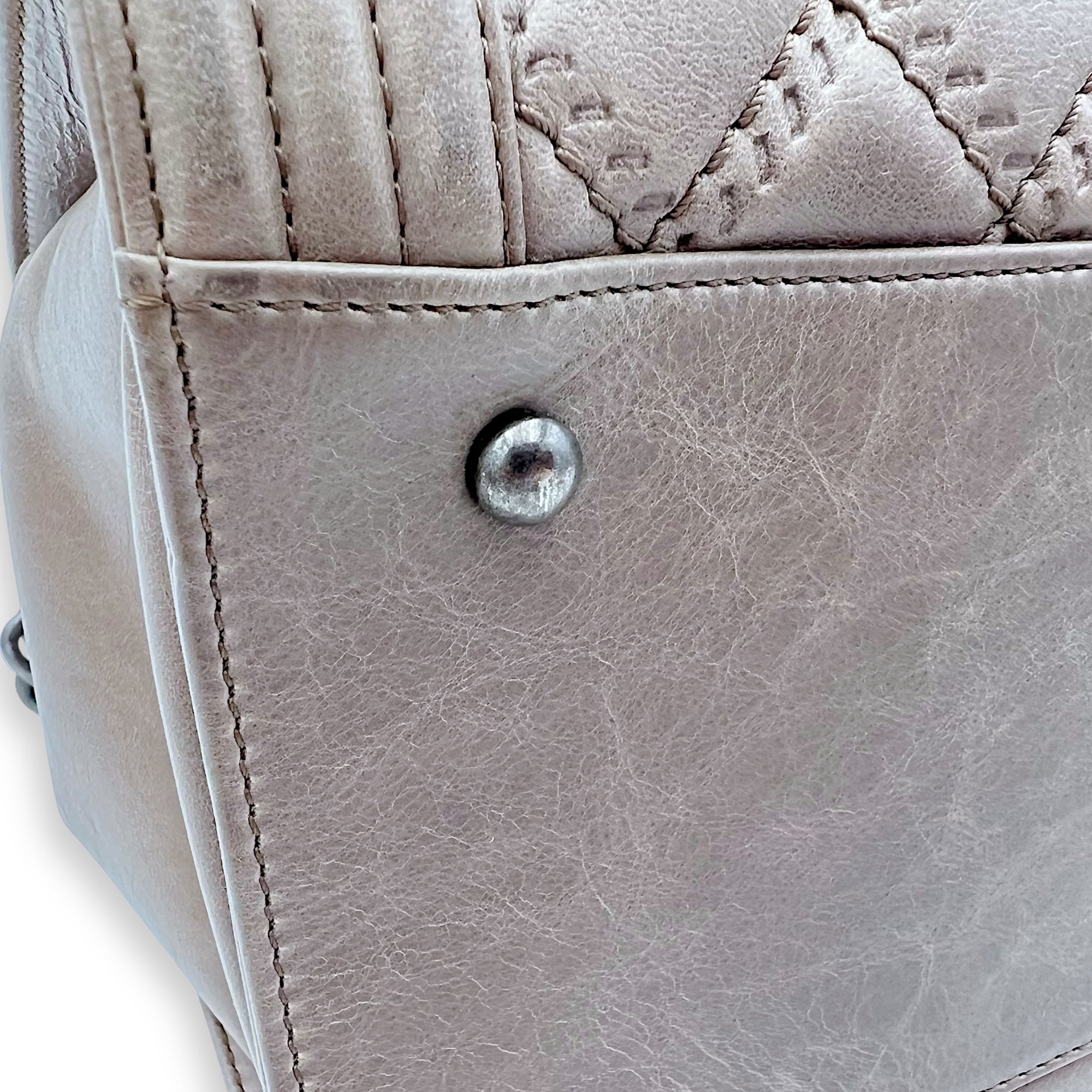 Boy Top Handle Bag Beige in Calfskin, Gunmetal hardware