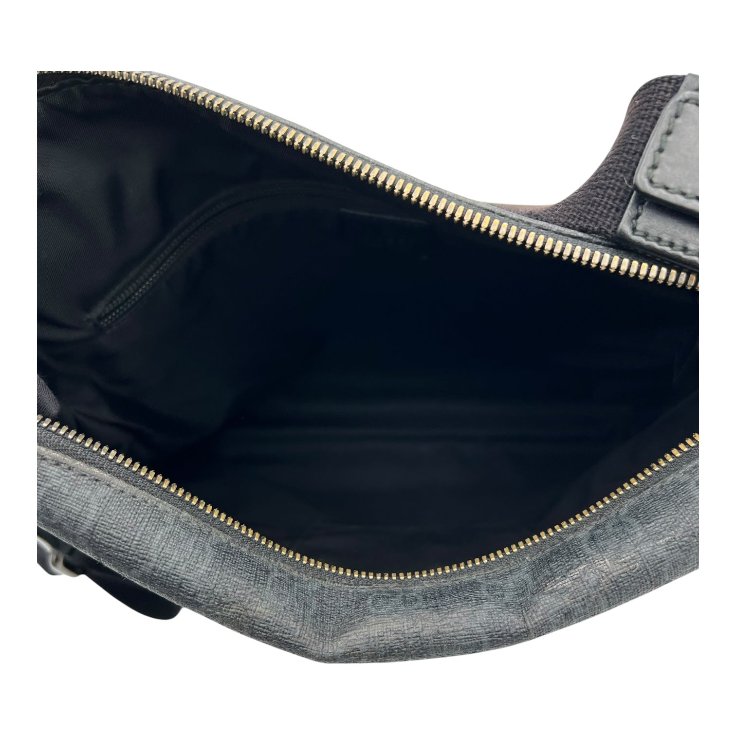 GG Supreme Black Messenger in Coated Canvas, Ruthenium hardware