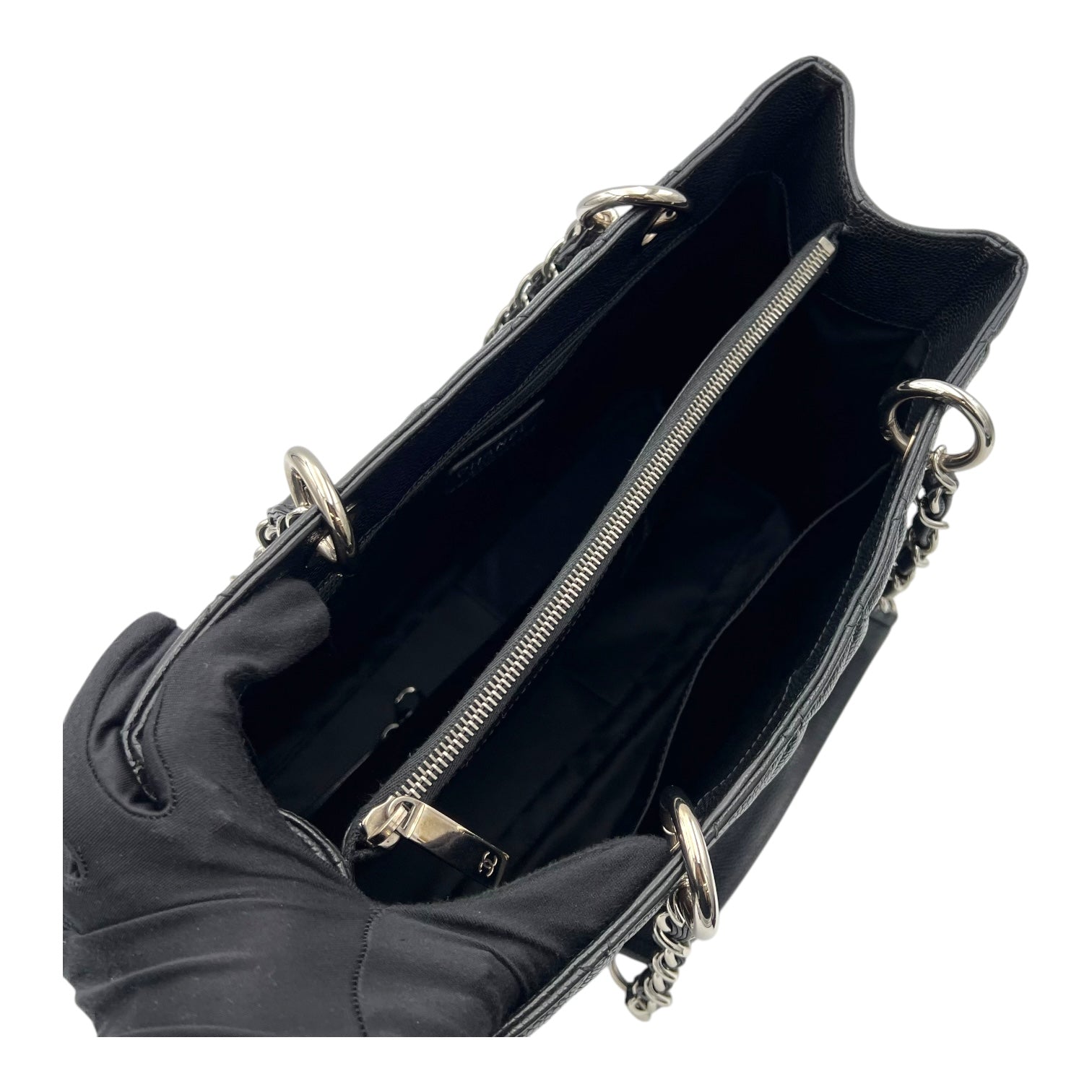 GST Black Tote Bag in Caviar Leather, Silver hardware