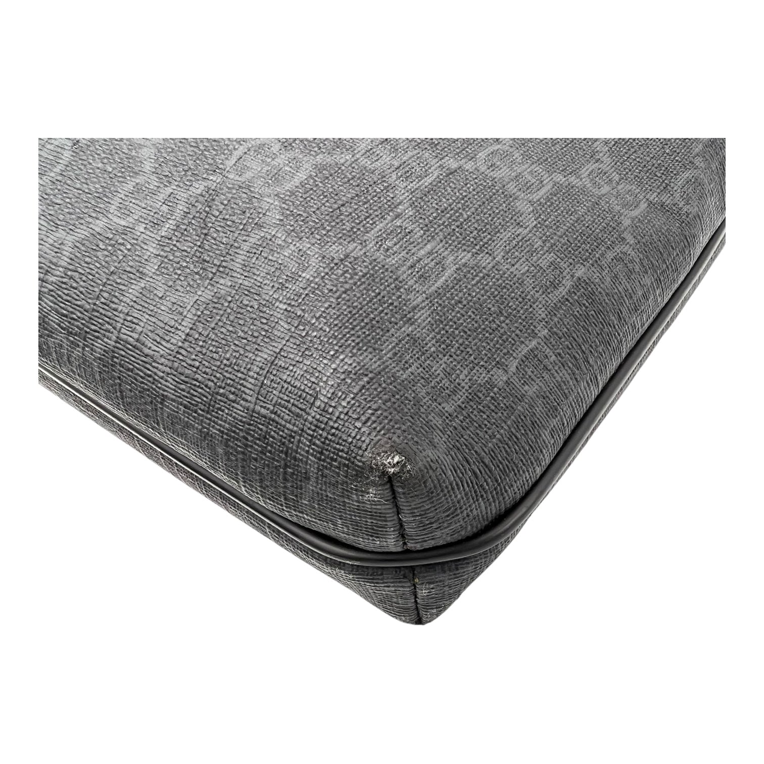 GG Supreme Black Messenger in Coated Canvas, Ruthenium hardware