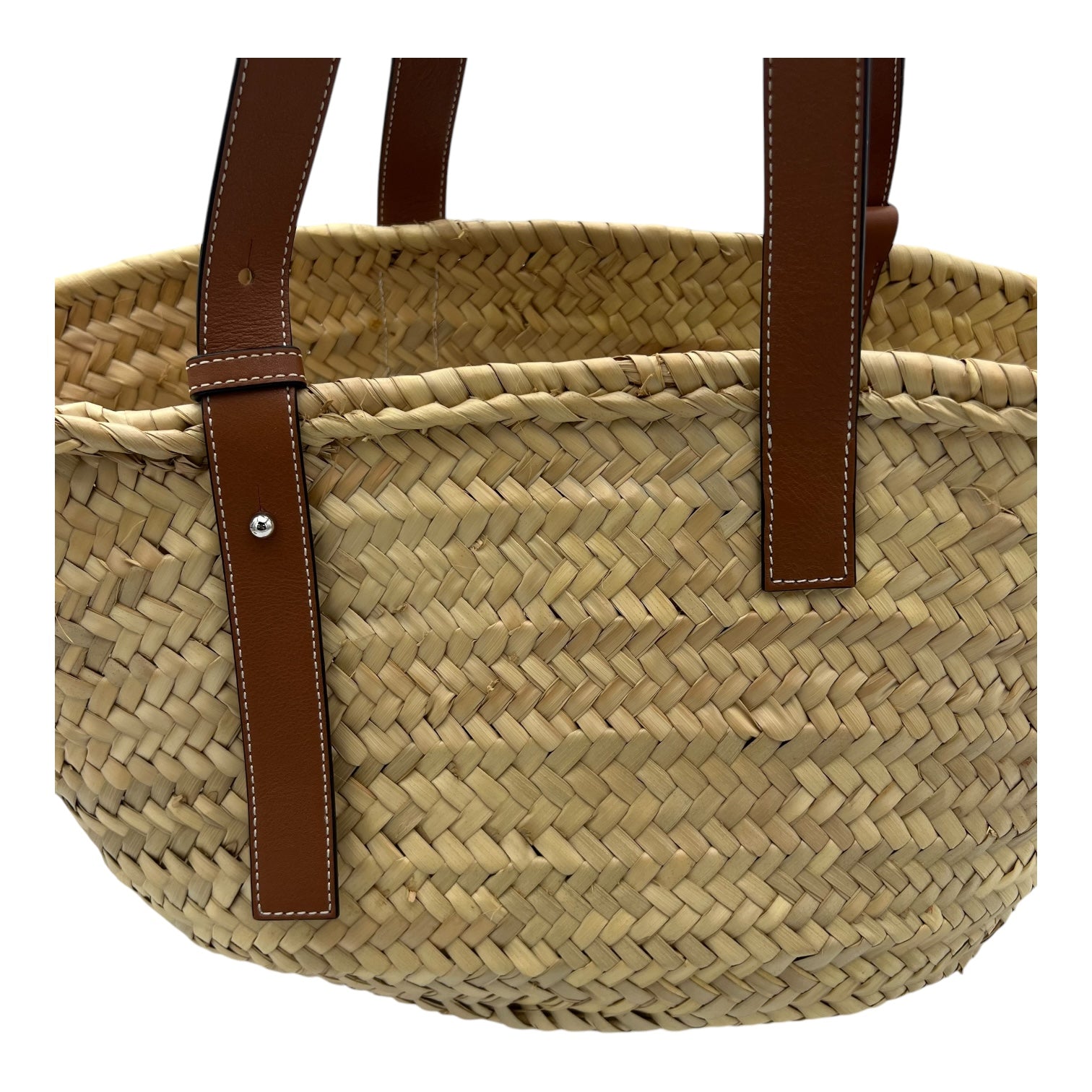 Anagram Basket Beige Shoulder Bag in Raffia, Silver hardware