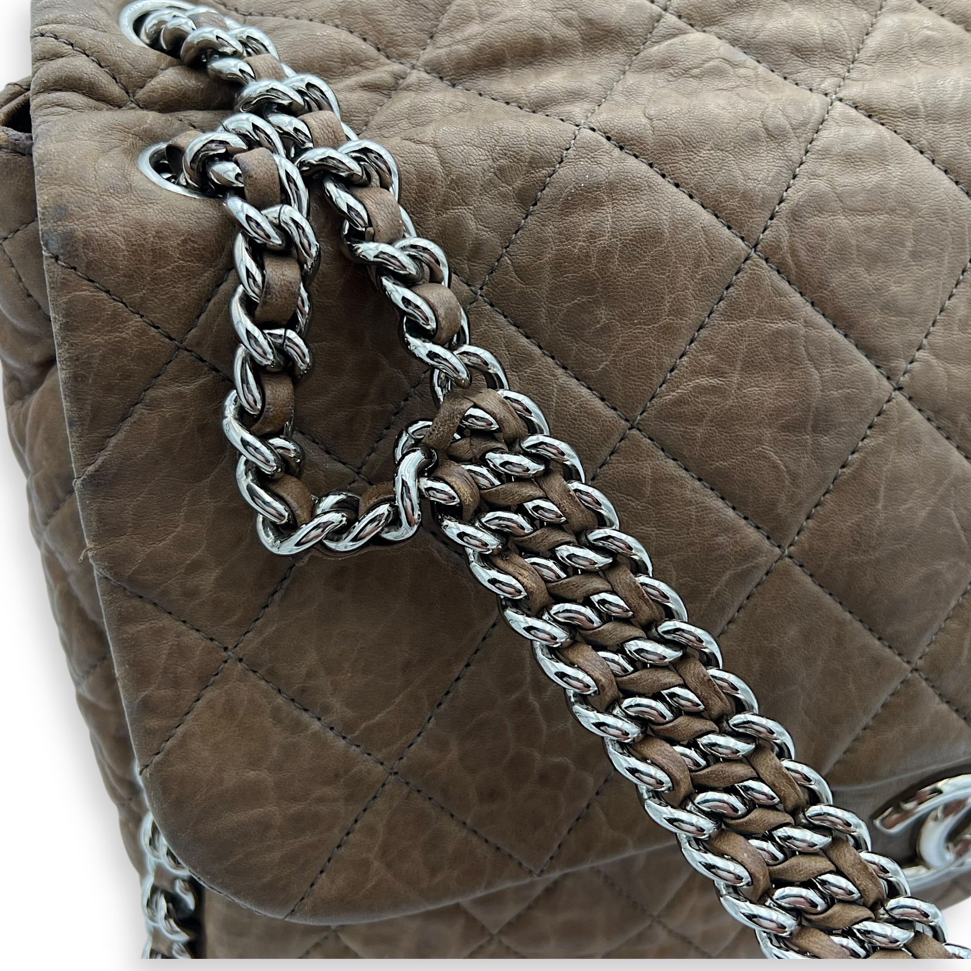 CC Shoulder Bag Brown in Calfskin, Silver hardware