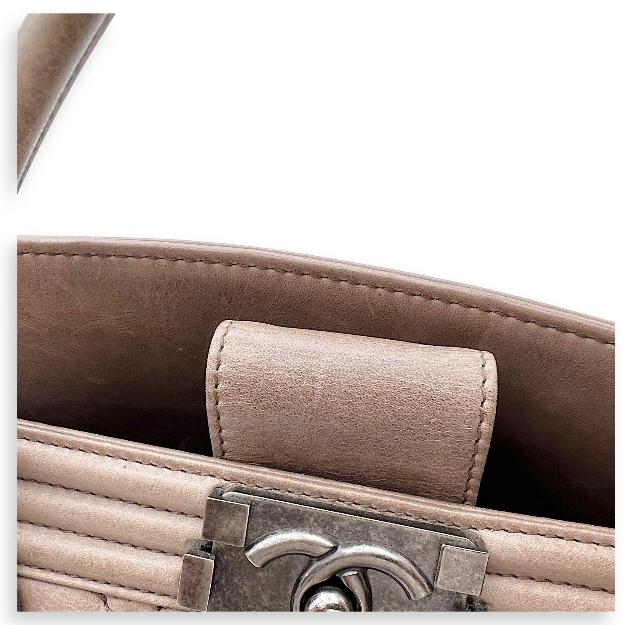Boy Top Handle Bag Beige in Calfskin, Gunmetal hardware