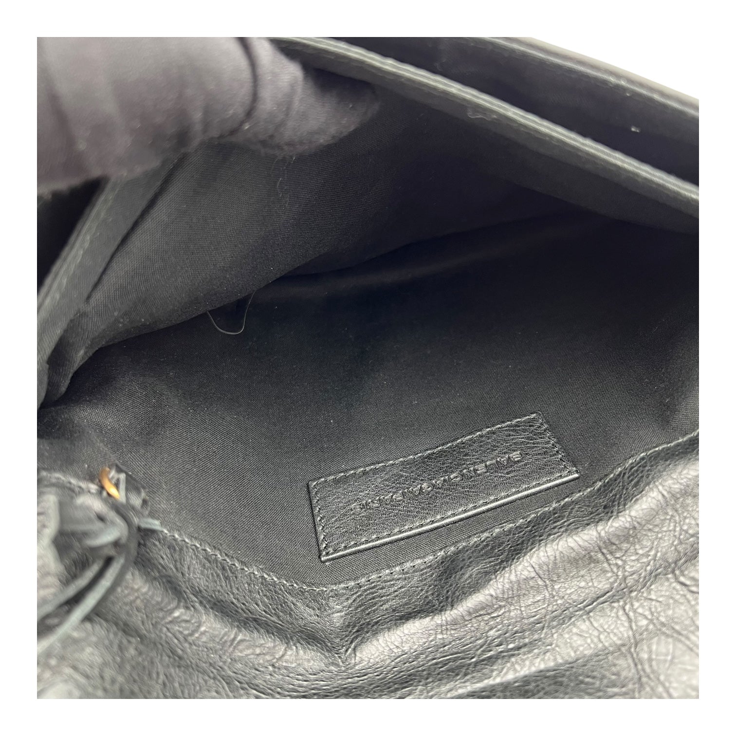 Giant City Clutch Black in Distressed Leather, Rose Gold hardware