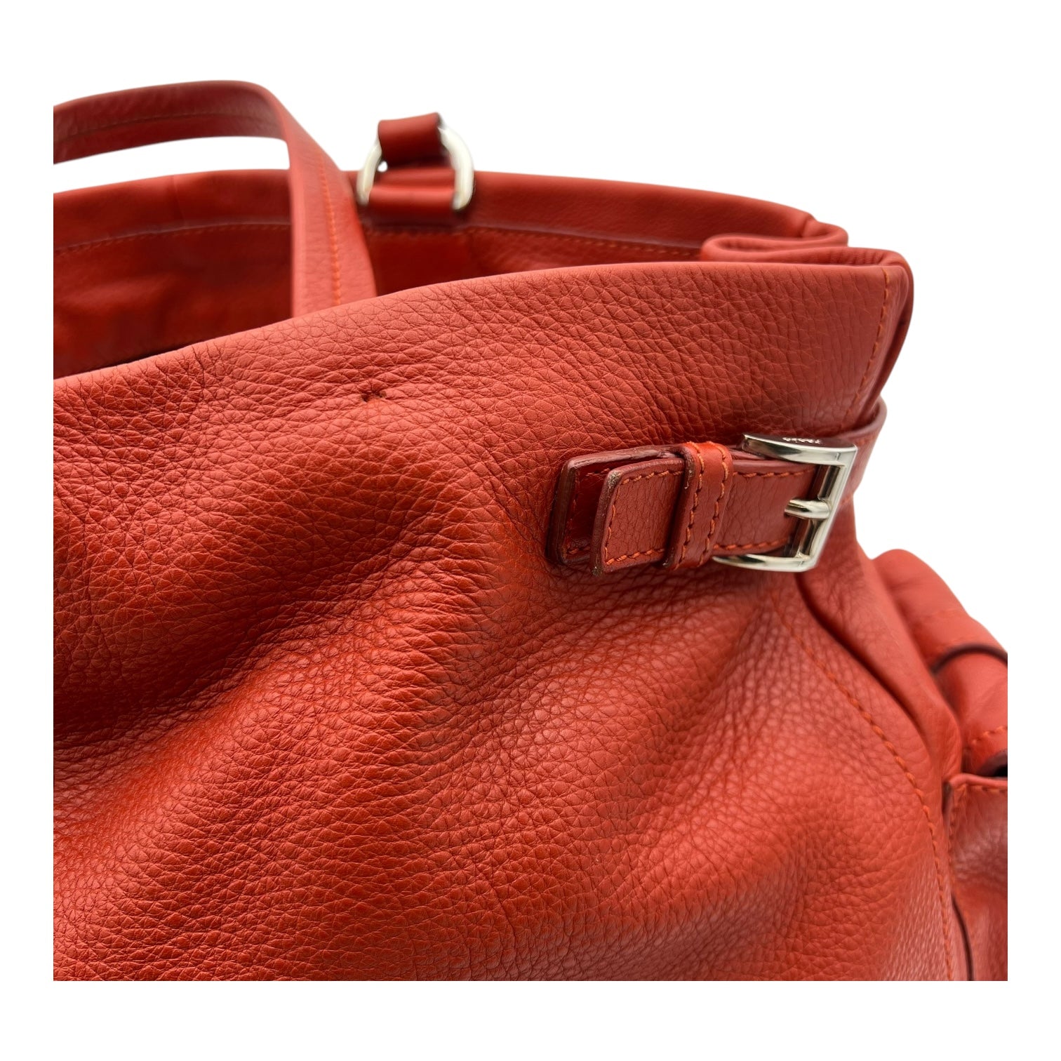 Vitello Daino Red Shoulder Bag in Calfskin, Silver hardware