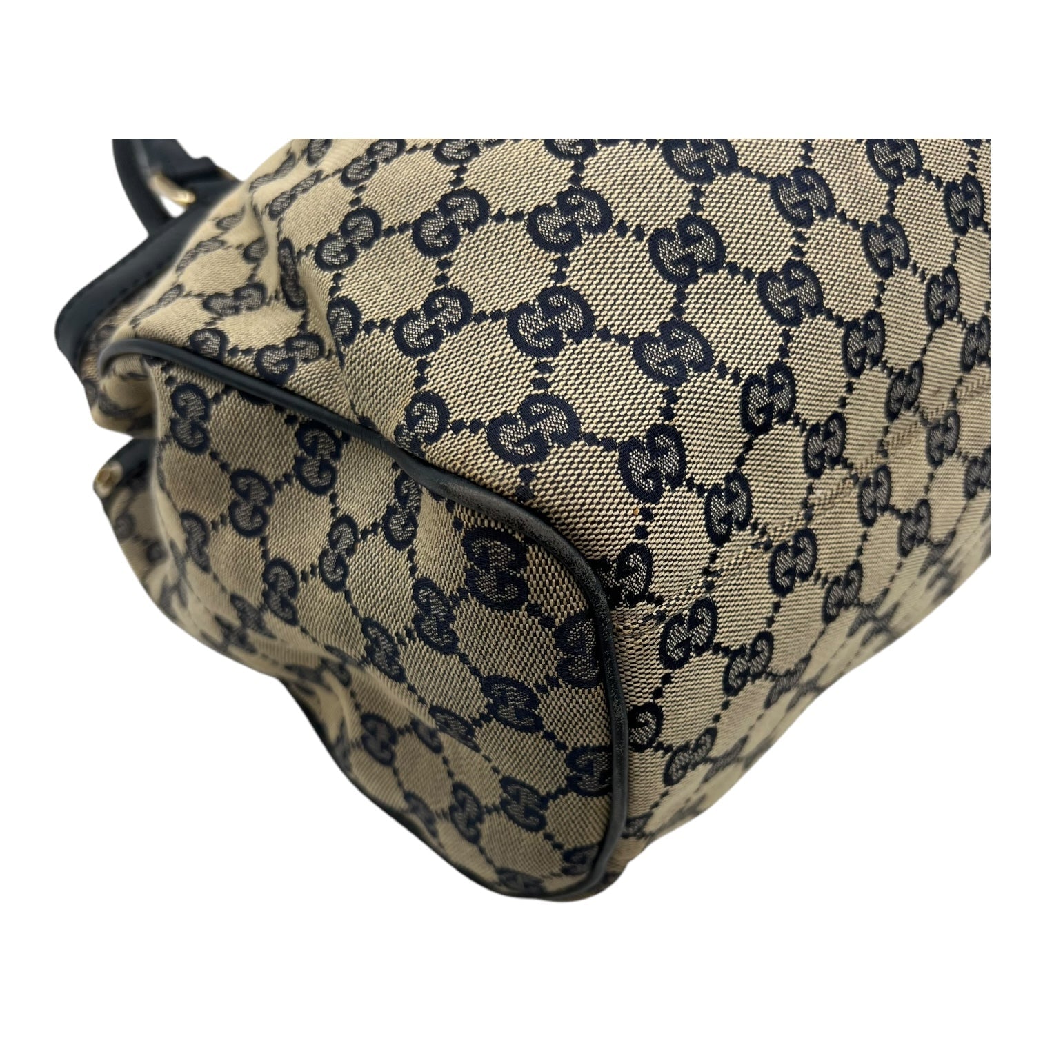 Sukey Shoulder Bag Black in Canvas, Gold hardware