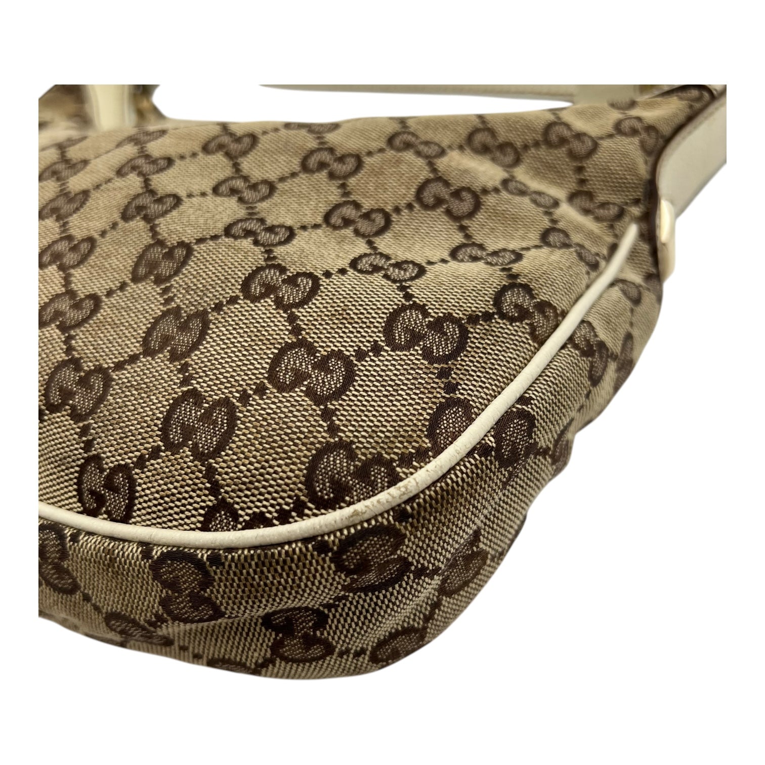 GG Shoulder Bag Brown in Canvas, Gold hardware