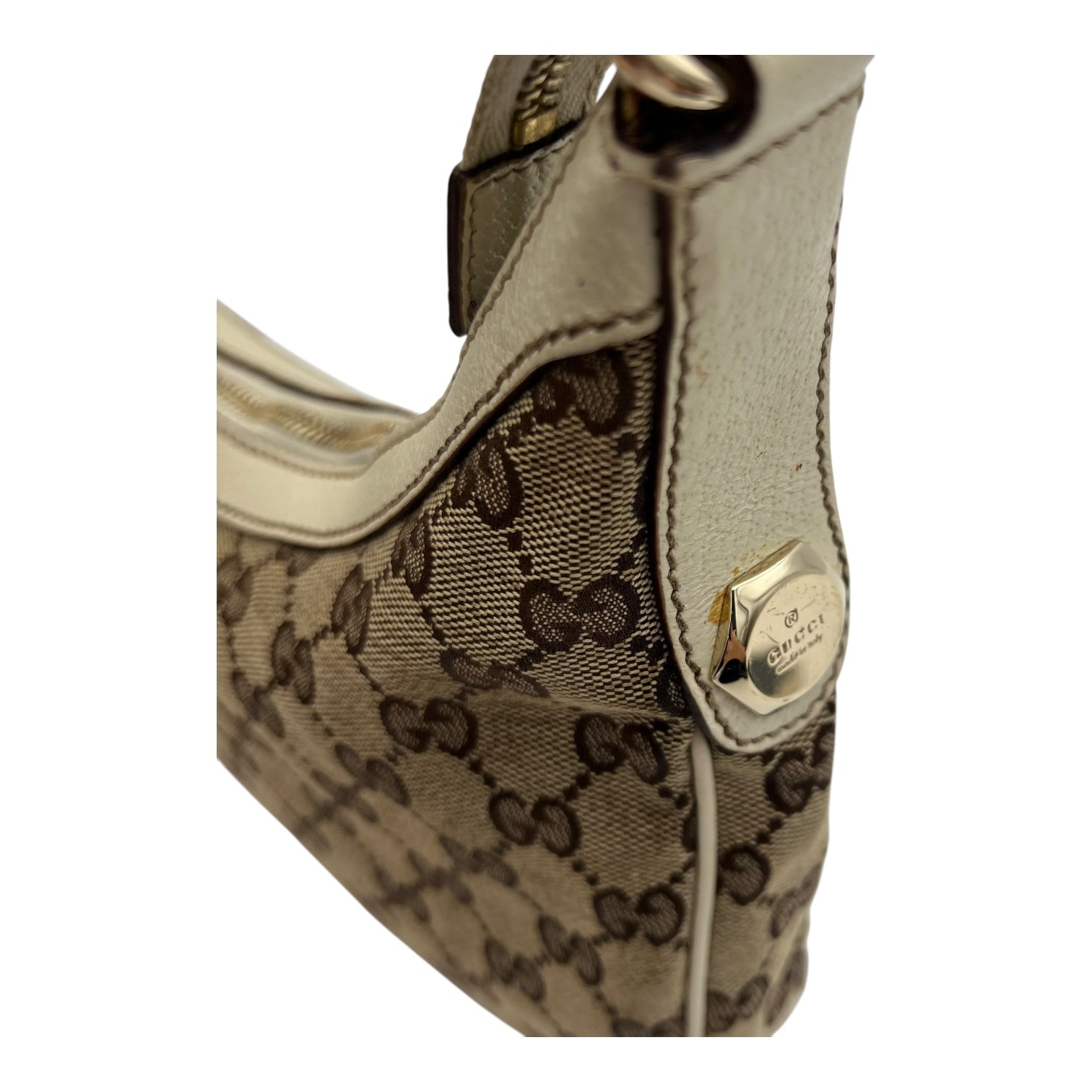 GG Shoulder Bag Brown in Canvas, Gold hardware