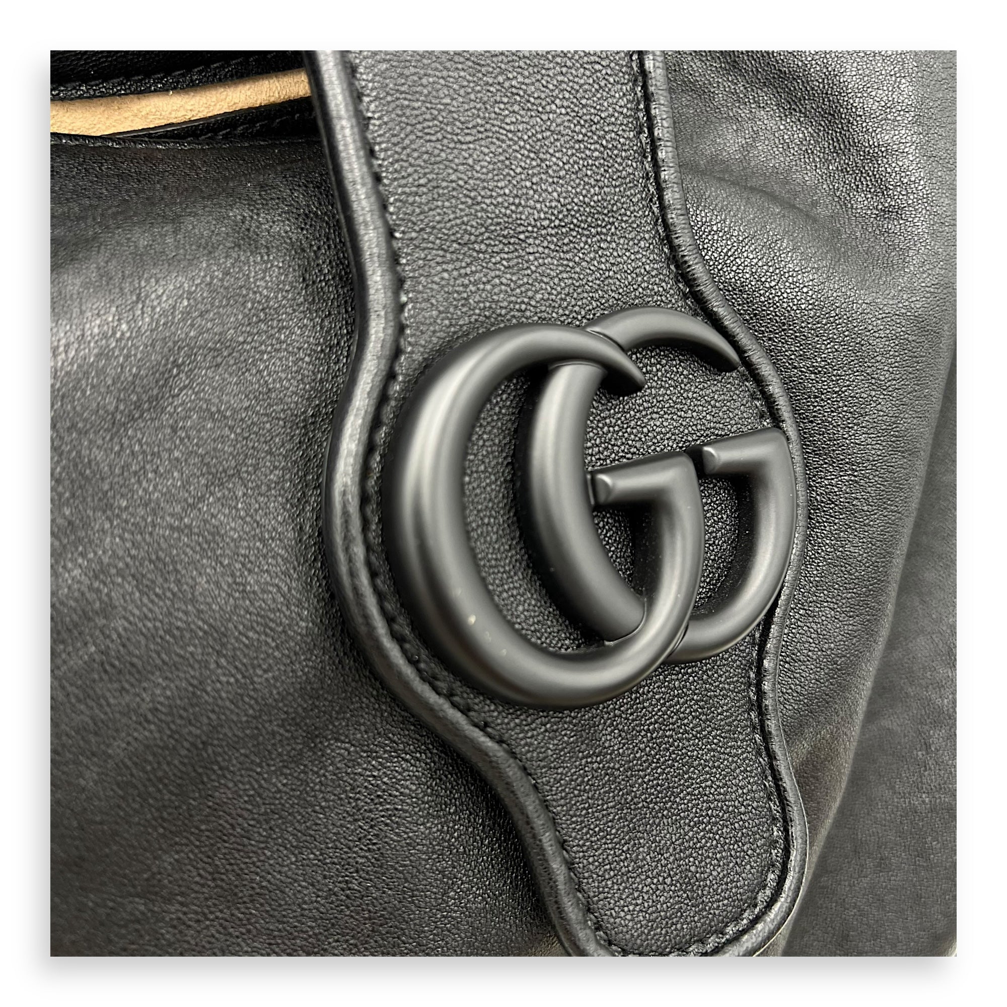 Aphrodite Shoulder Bag Black in Calfskin, Others hardware