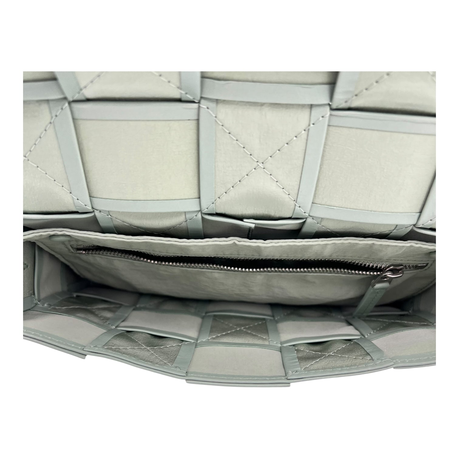 Cassette Crossbody Bag Green in Calfskin, Silver hardware