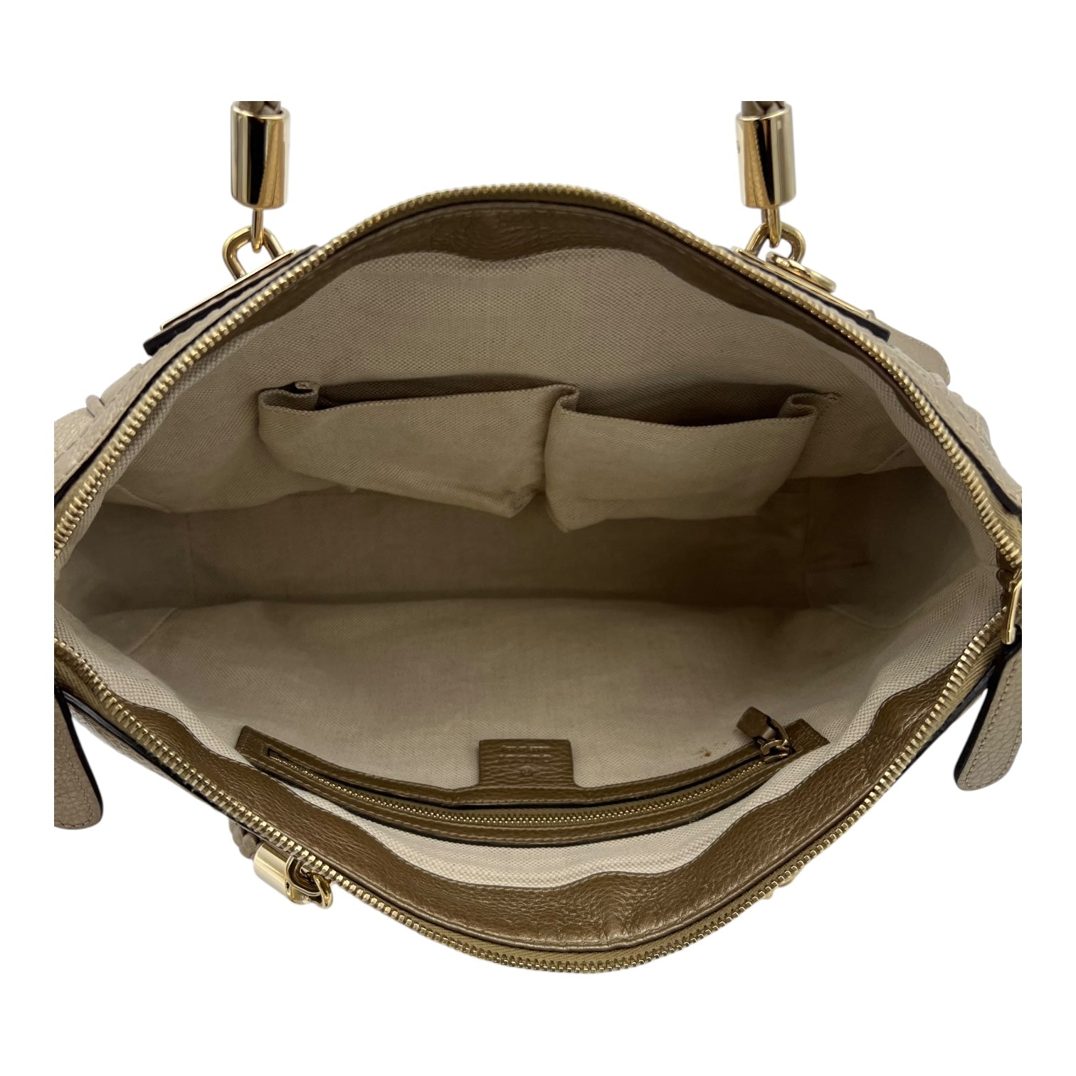 Twist Shoulder Bag Gold in Calfskin, Gold hardware