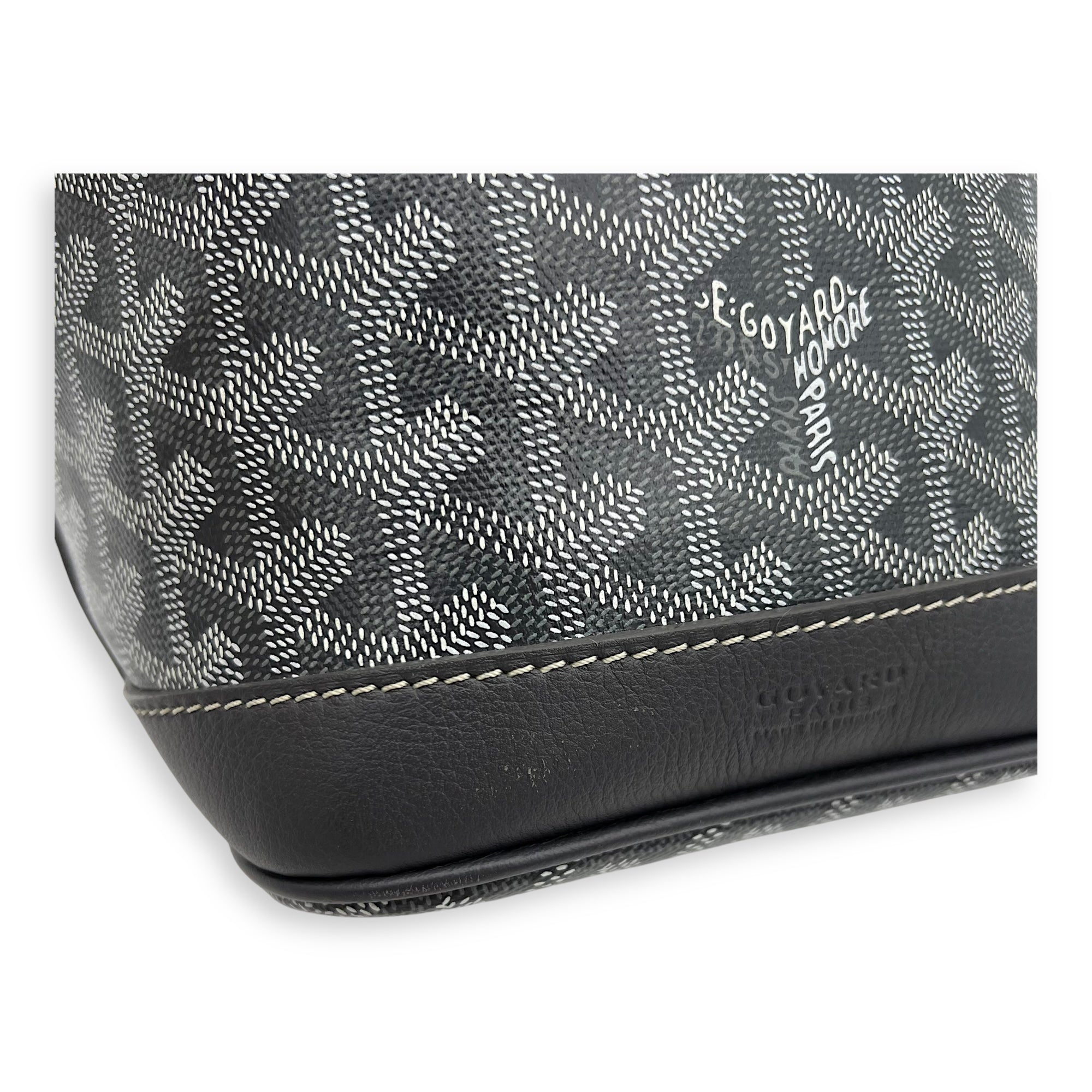 Petit Flot Crossbody Bag Grey in Coated Canvas, Silver hardware