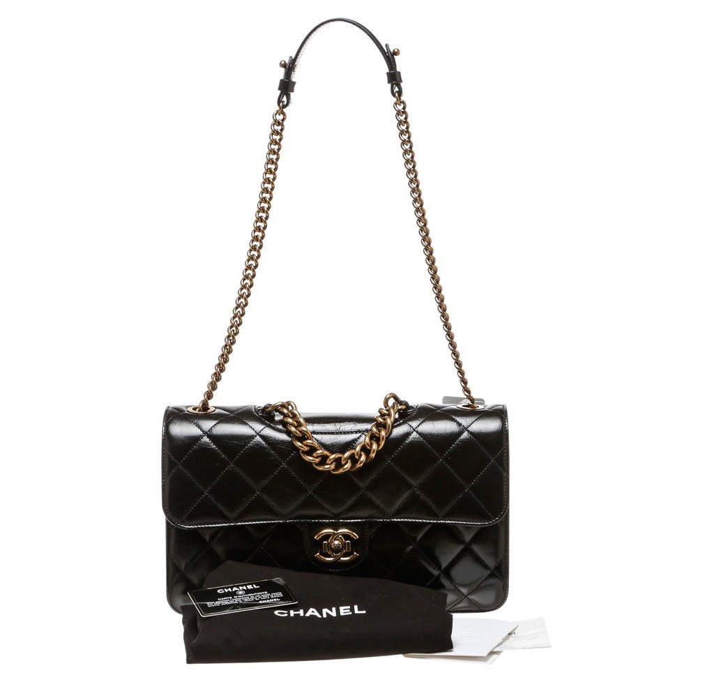 Chanel Medium Perfect Edge Black