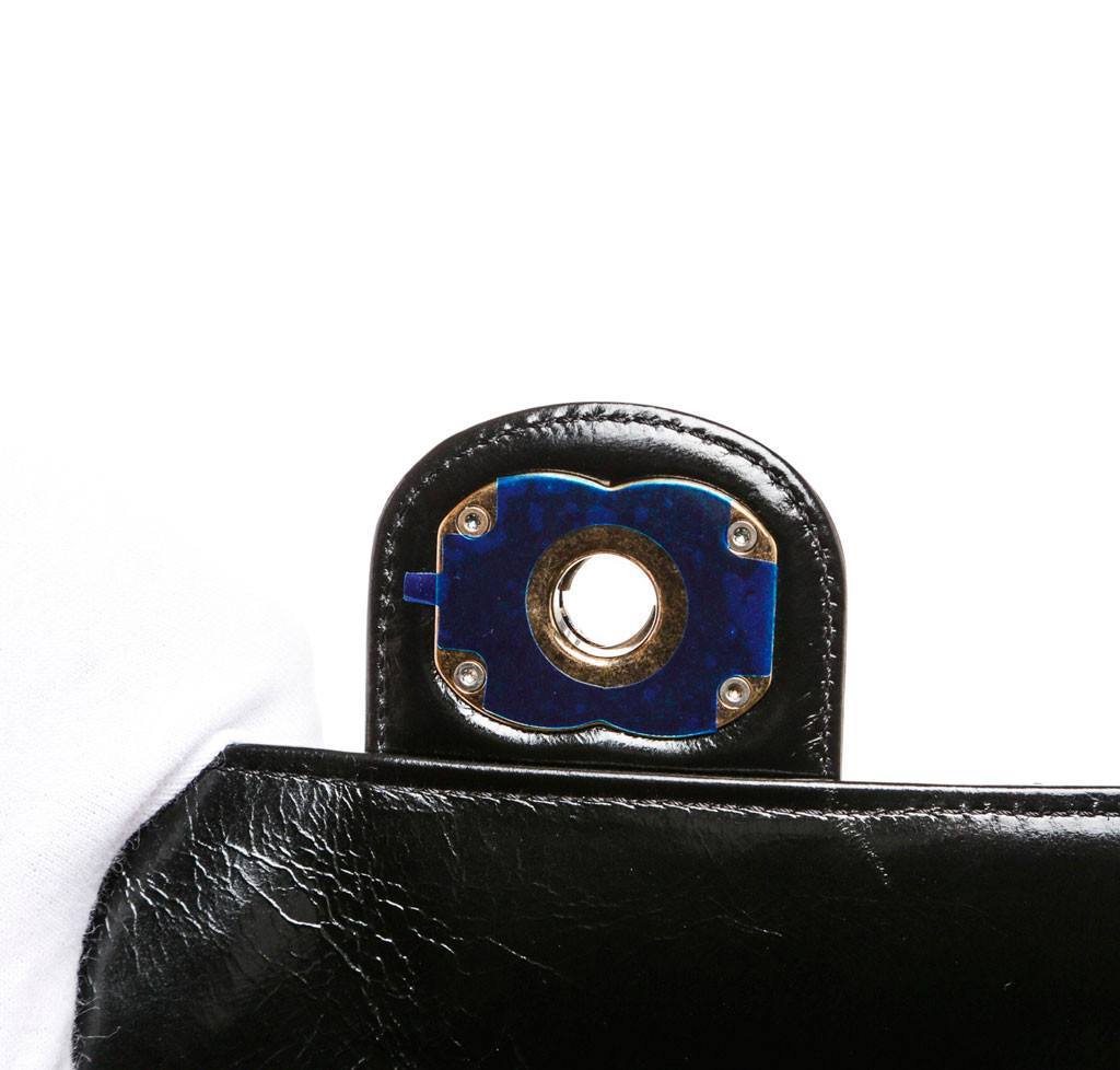 Chanel Medium Perfect Edge Black