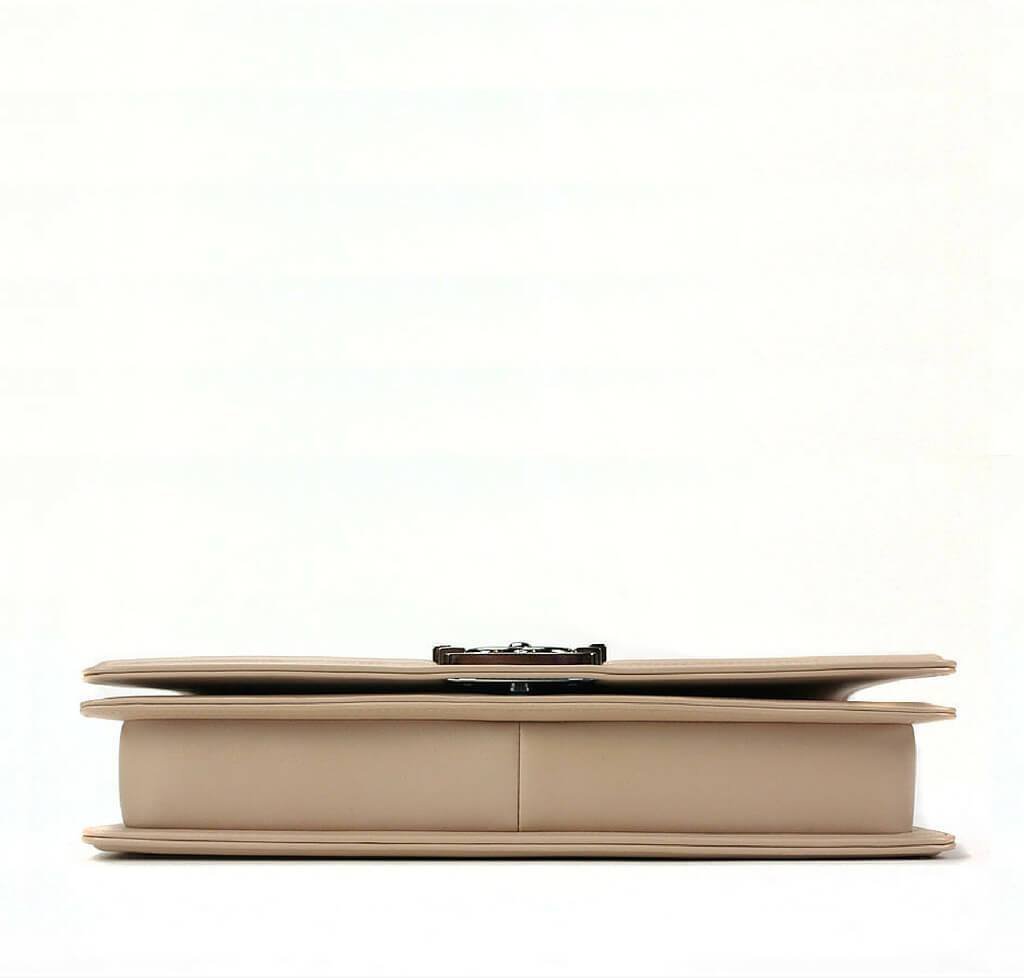 Chanel Boy Bag Flap Light Beige