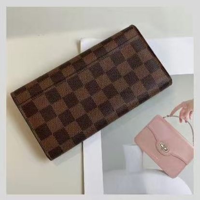 Louis Vuitton checkerboard double layered wallet