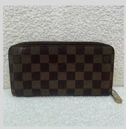 2009 LV/Louis Vuitton checkerboard long zipper wallet