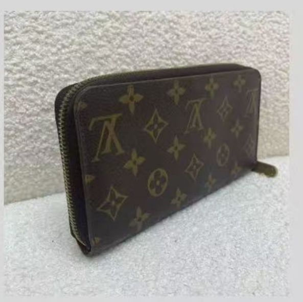 2009 LV/Louis Vuitton Open/Close Long Wallet