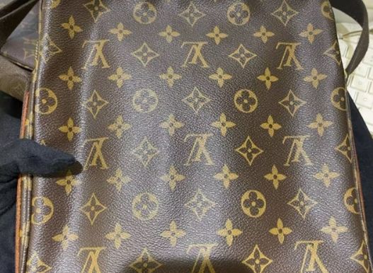 Louis Vuitton crossbody bag