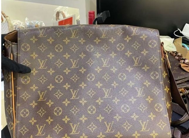LV crossbody bag monogram