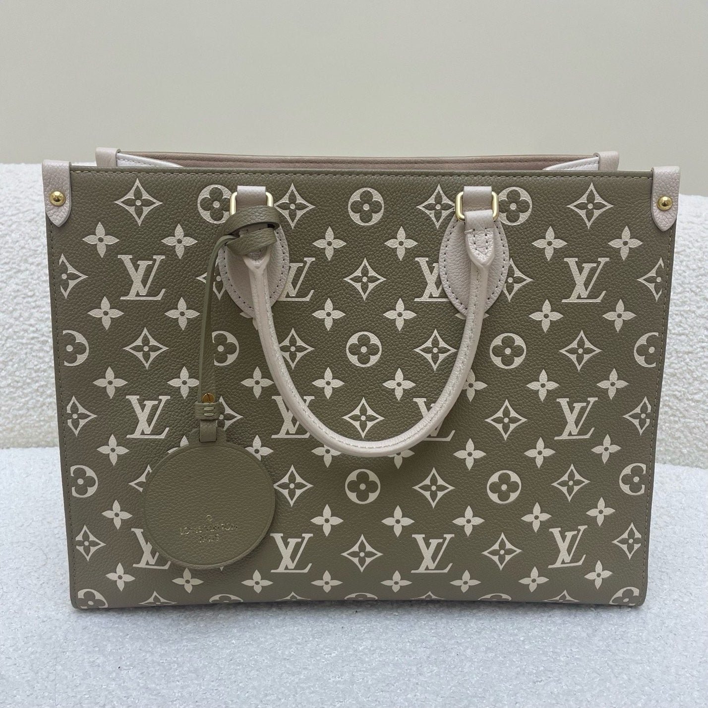 Louis Vuitton Empreinte Monogram Spring In The City Onthego MM