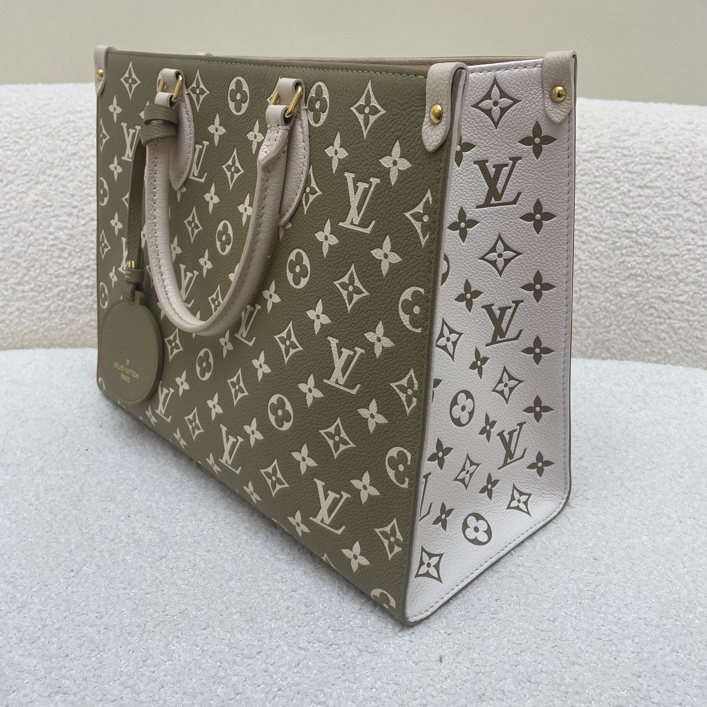 Louis Vuitton Empreinte Monogram Spring In The City Onthego MM