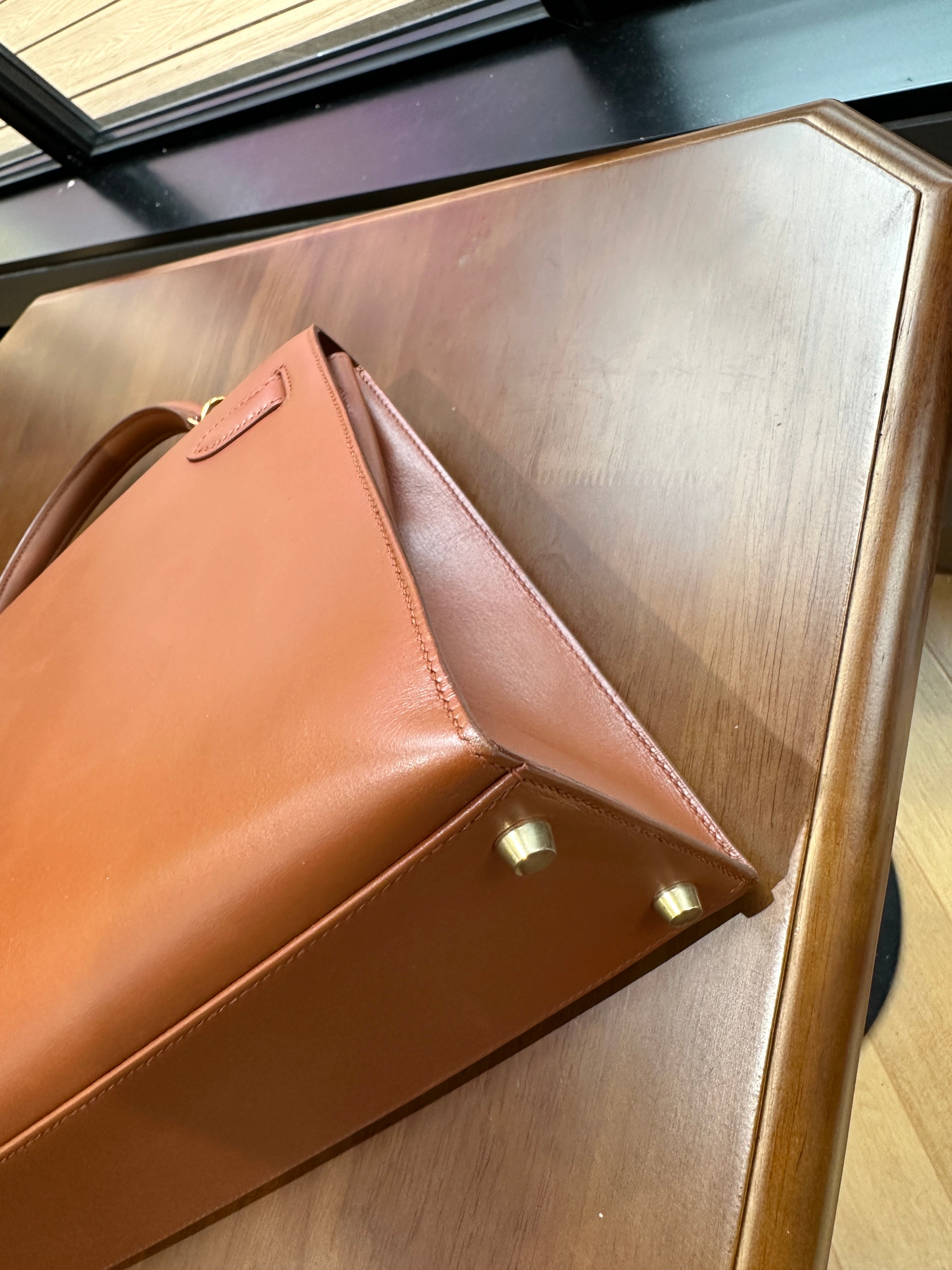 2001 Hermes Kelly 32 Gold Brown Double Ring External Seam Box Leather