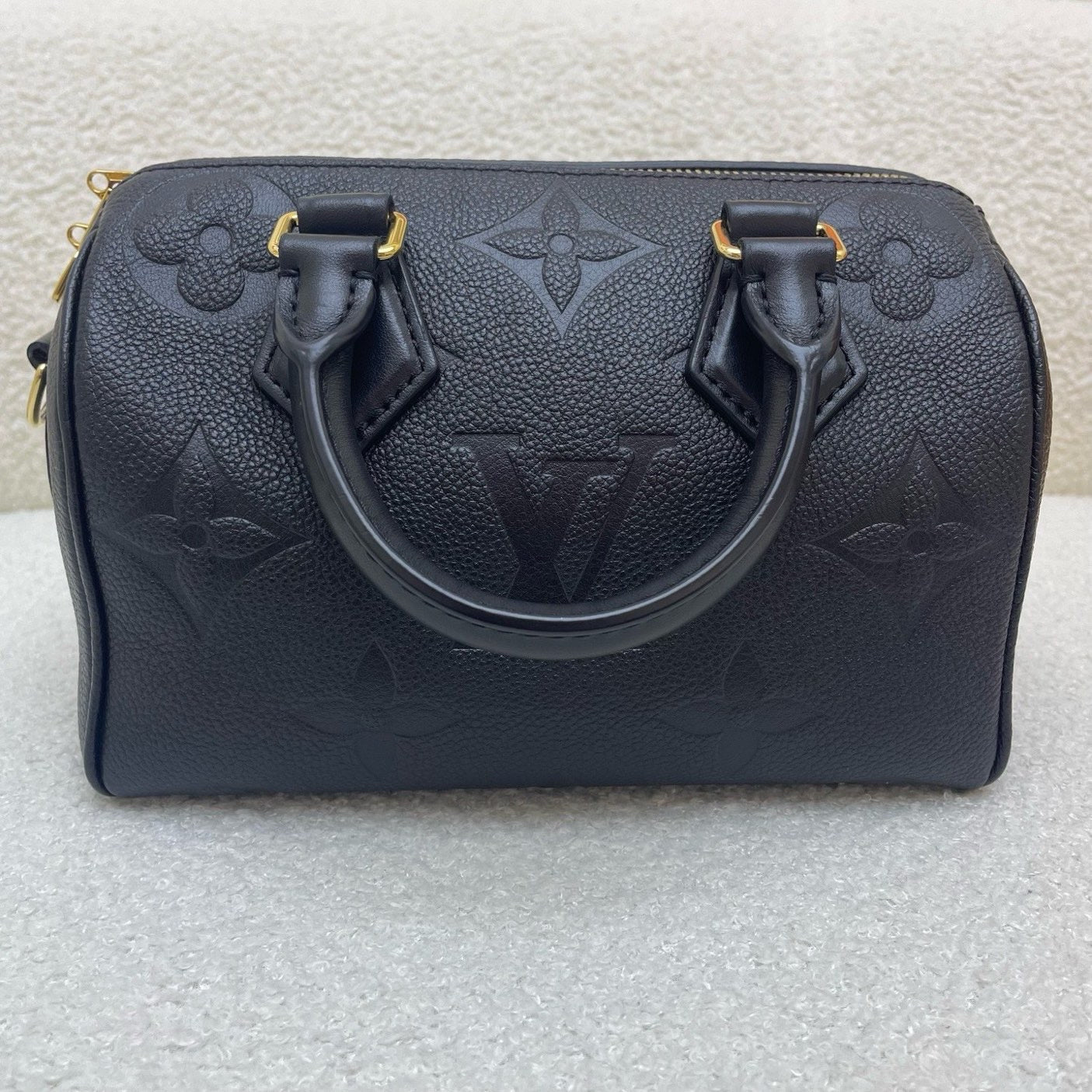 Louis Vuitton Speedy Bandoulière 20  Black embossed Bag